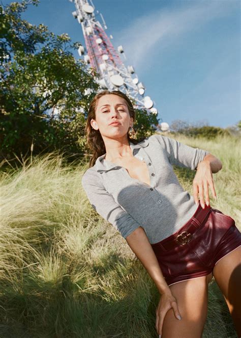 miley cyrus gucci shoes